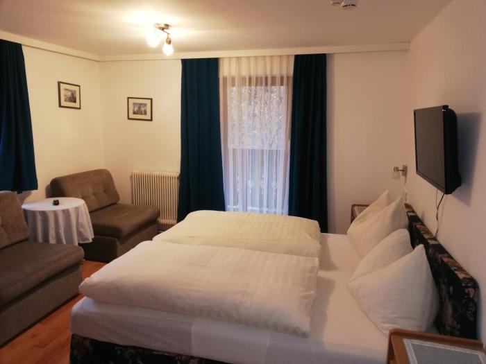 pension lederergutl jokercard and parkplatz inkl