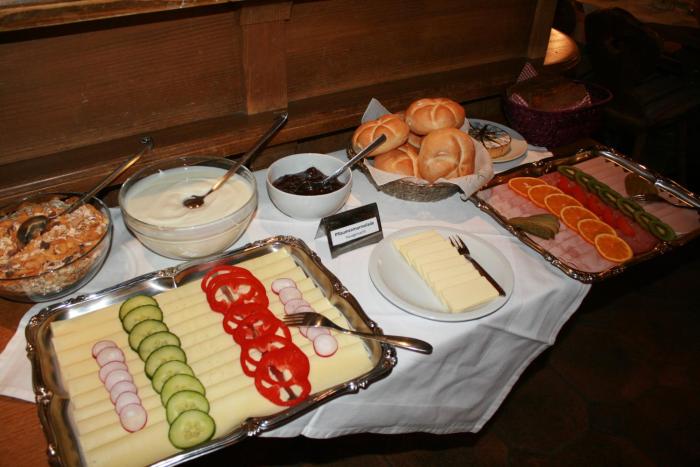 pension lederergutl jokercard and parkplatz inkl