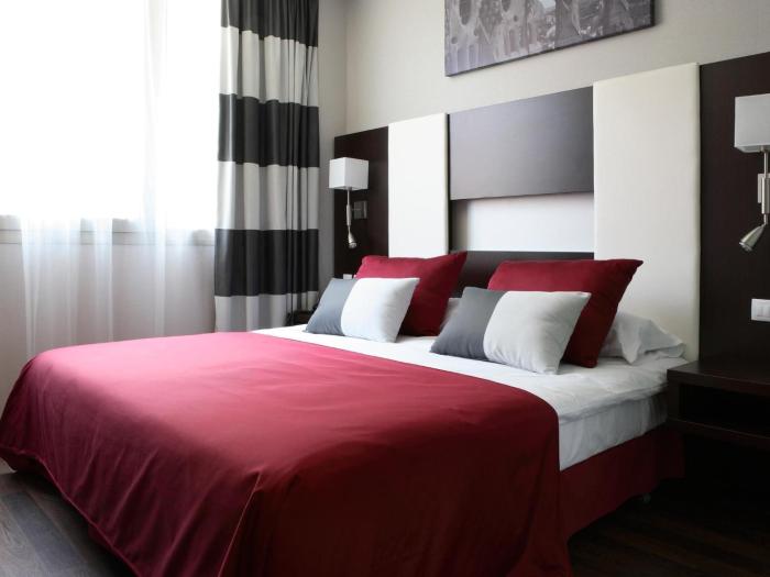 hotel and spa villa olimpic suites