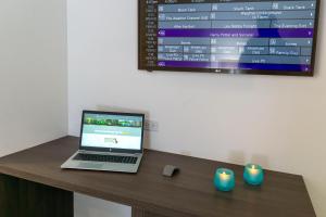 spinnaker inn of naples