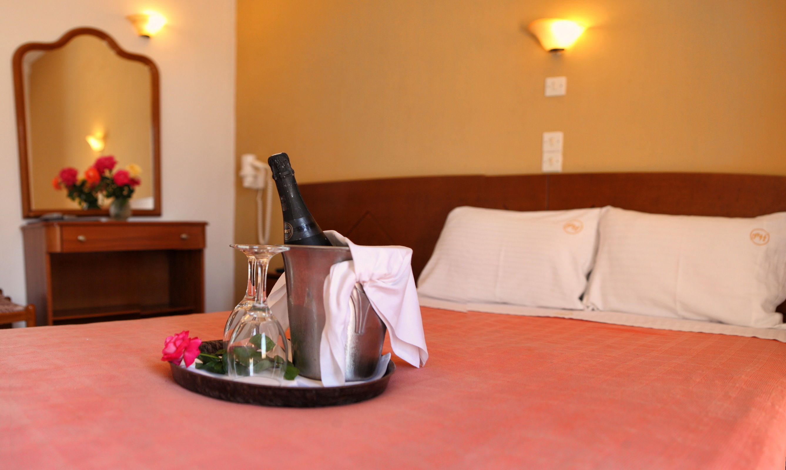 pasiphae hotel