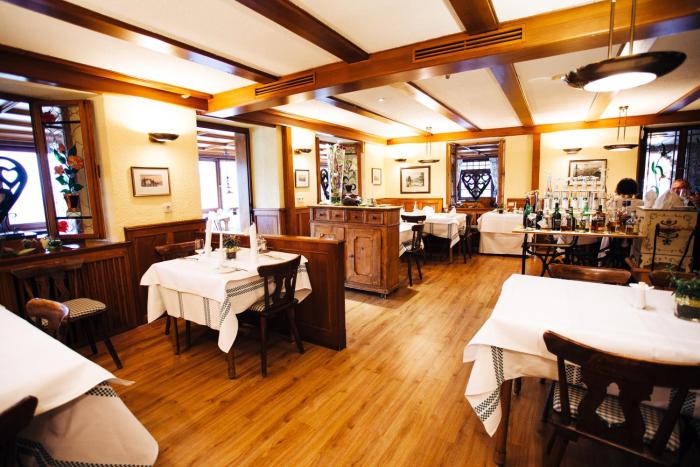 hotel adler barental