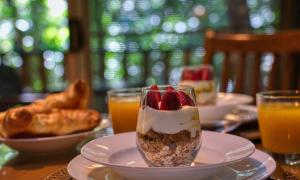 Narrows Escape Rainforest Retreat,Montville>>Maroochydore,5 star