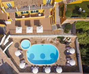 lu hotel maladroxia