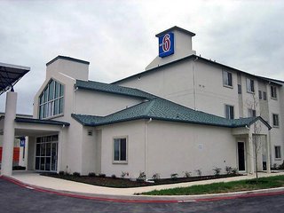 Motel 6 San Antonio, Tx - Sea World North,Helotes>>Far West Side,2 star