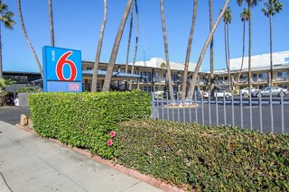 Motel 6 San Diego Airport - Harbor,California>>Downtown San Diego,2 star
