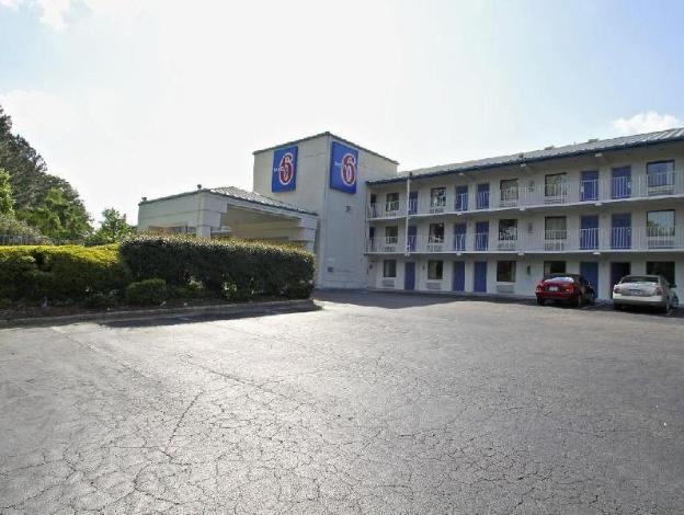 motel 6 raleigh nc cary