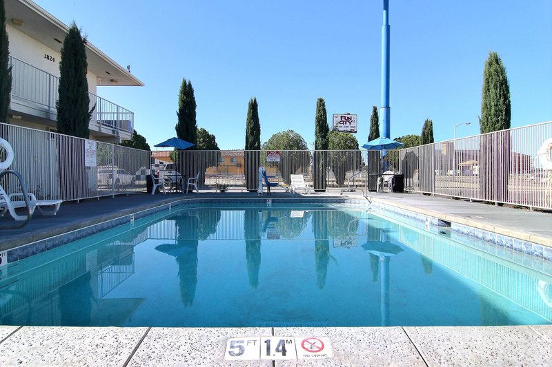 motel 6 carlsbad nm
