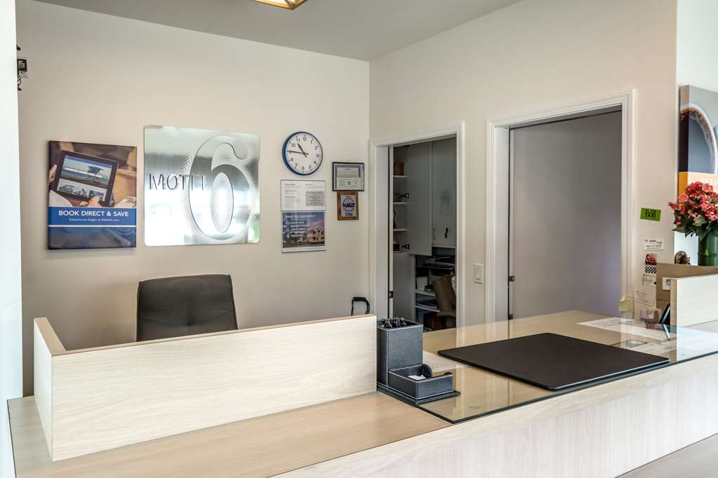 motel 6 albany or
