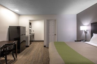 Motel 6 Greenville, Sc - I-85 Near Downtown,Greenville County>>Greenville,2 star