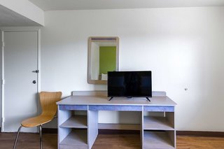 hometowne studios by red roof orange tx