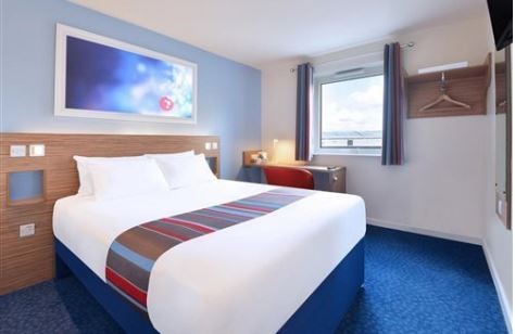 travelodge bracknell central