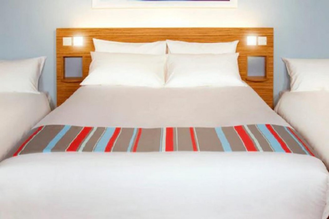 travelodge bracknell central