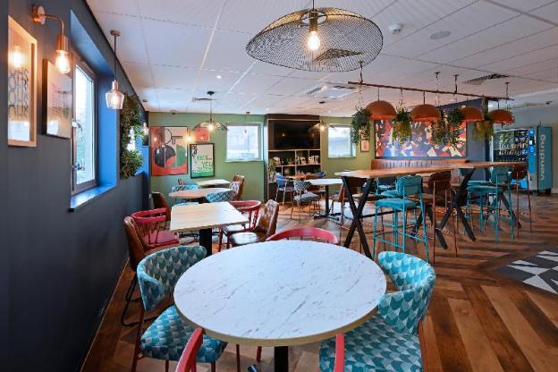 travelodge bracknell central