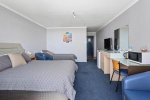 swansea motor inn