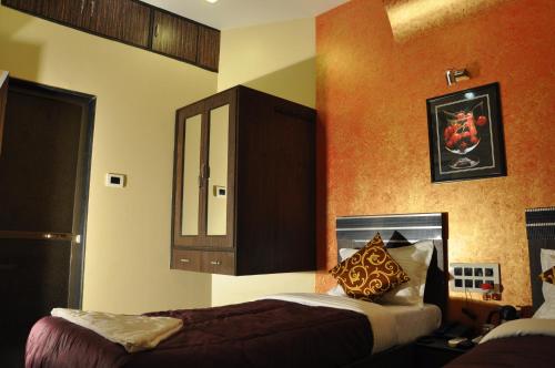 hotel planet plaza
