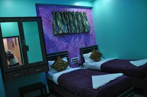 hotel planet plaza