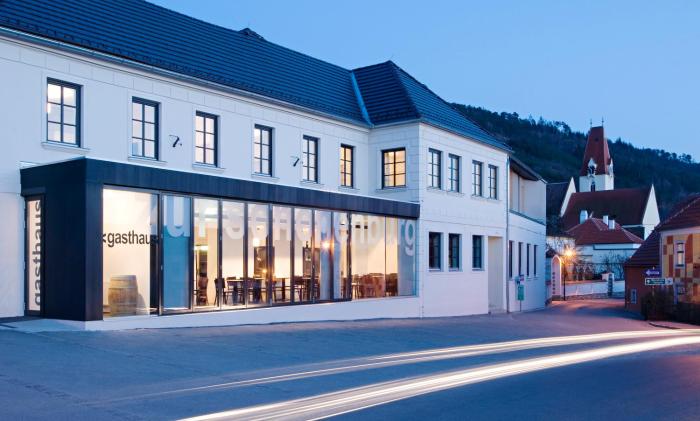 gasthaus hotel zur schonenburg