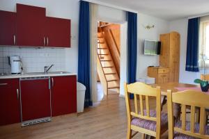 Wirtshaus Nattererboden,Innsbruck>>Igls,3 star