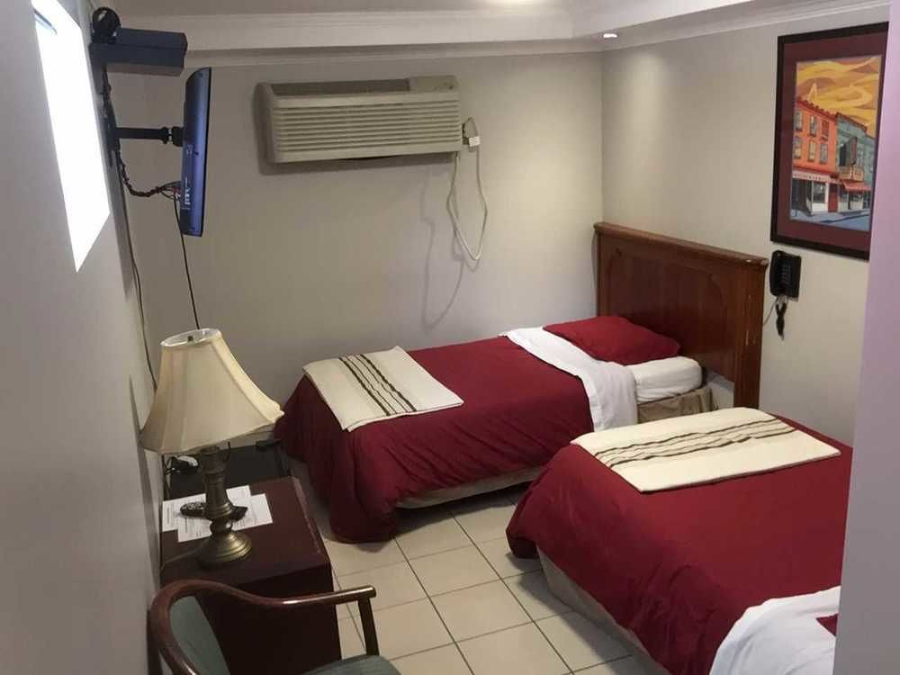 samesun montreal central hostel
