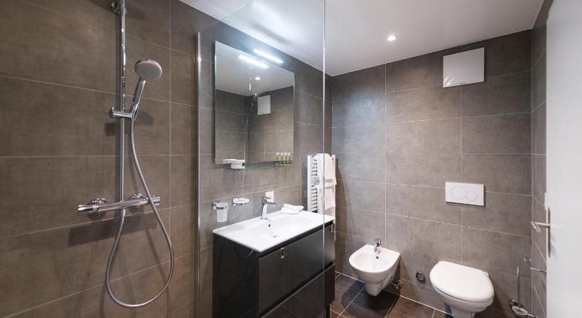 ambassador boutique hotel