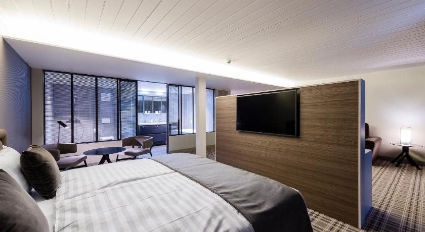 ambassador boutique hotel