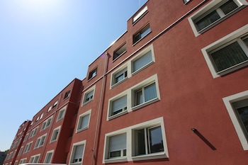 swiss star zurich airport