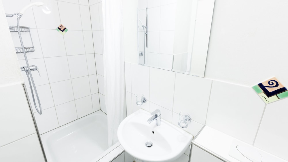 swiss star zurich airport