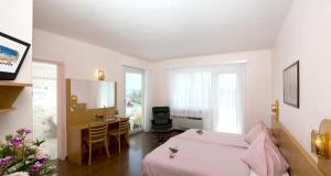 hotel rondinella locarno