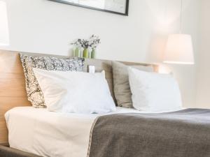 Maien Hotel & Restaurant,Loerrach>>Basel,3 star