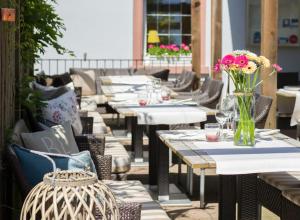 maien hotel and restaurant