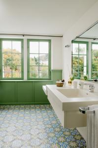 swiss historic hotel gasthof hirschen