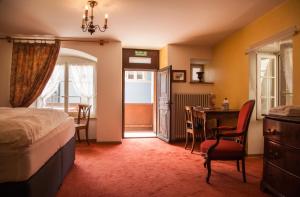 hotel les vieux toits