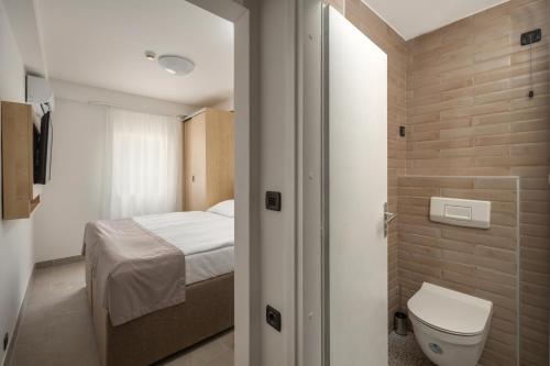 delfin hotel