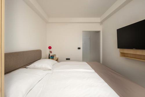 delfin hotel