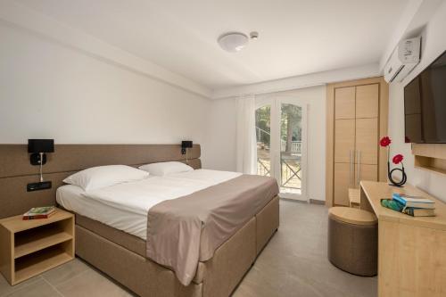 delfin hotel