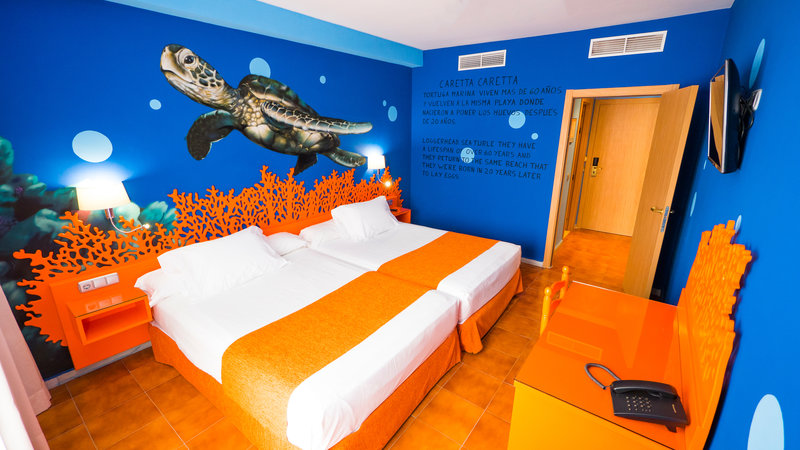 diverhotel odyssey aguadulce