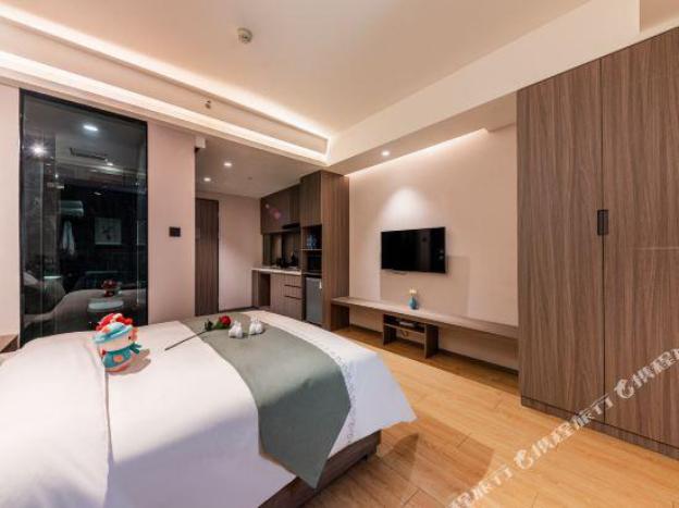 huaqing aegean inter hot spring resort