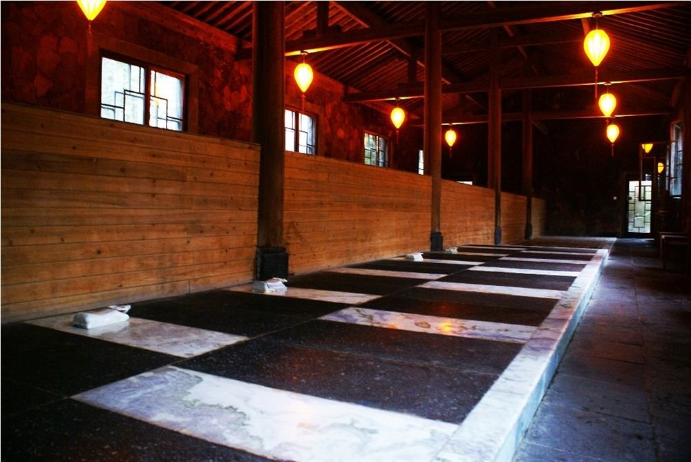 huaqing aegean inter hot spring resort