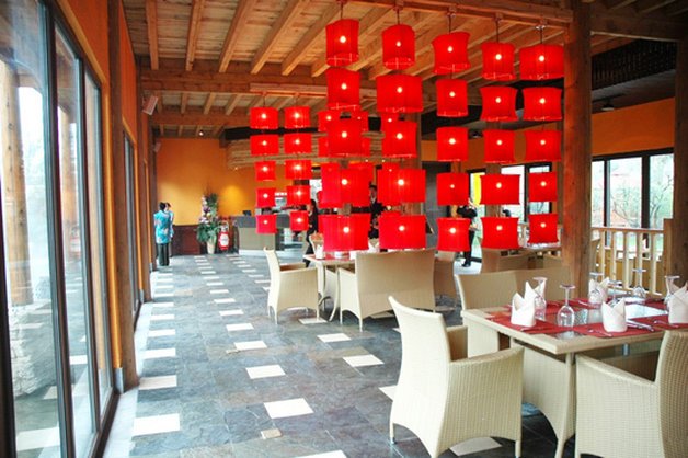 huaqing aegean inter hot spring resort