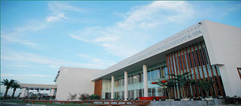 huaqing aegean inter hot spring resort