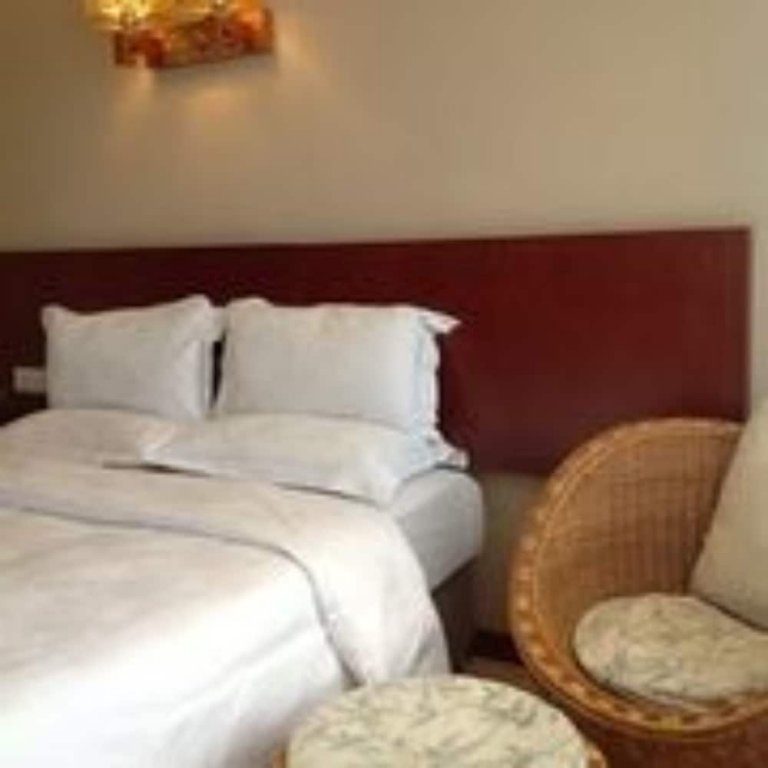 huaqing aegean inter hot spring resort