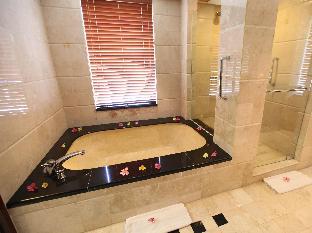 pool villa merumatta senggigi