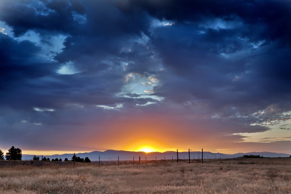 holiday inn express hotel and suites nampa by ihg