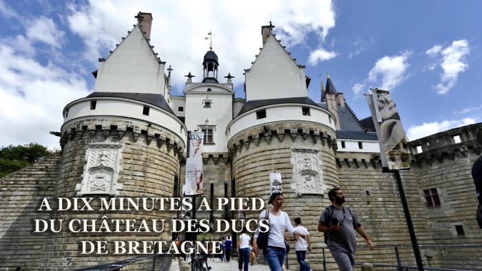 ibis styles nantes centre place royale