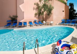 hotel prestige