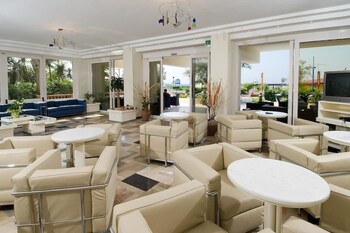 hotel prestige