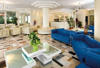 hotel prestige