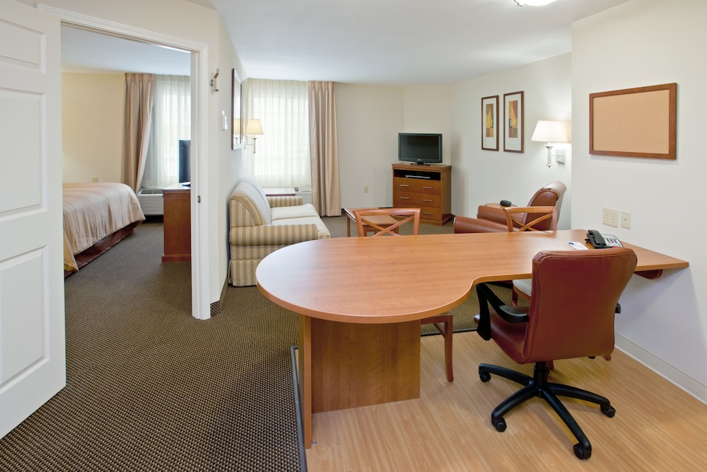 candlewood suites radcliff fort knox by ihg