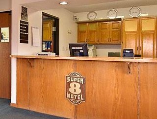 Super 8 By Wyndham Regina,Regina>>Emerald Park,2.5 star